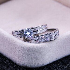 925 Silver Plated Sparkling Engagement/Wedding Ring for Couples, VIP026